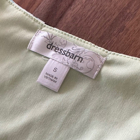 Dressbarn Womens Green Floral Tiered Ruffle V-Neck Short Sleeve Blouse Small - Picture 3 of 9